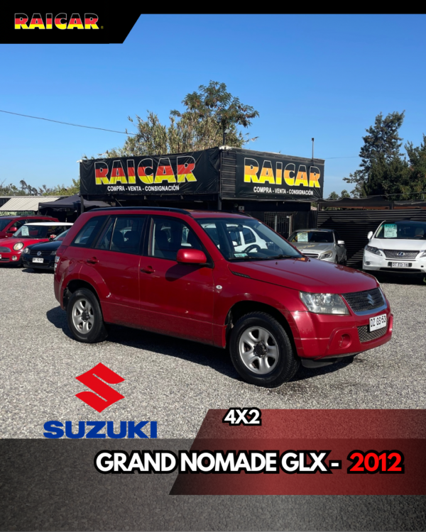 SUZUKI GRAND NOMADE GLX 2012